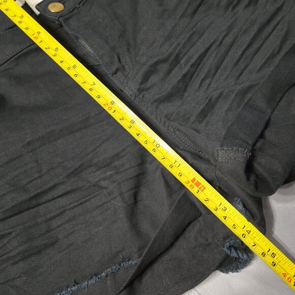 H&M Sz 12 Womens Black Casual Denim Shorts - Picture 6 of 6